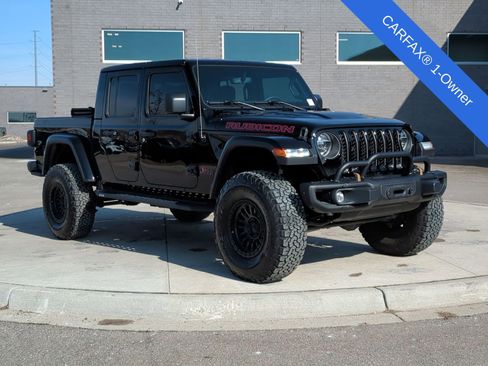 Used 2023 Jeep Gladiator Rubicon w/ Cold Weather Group image 10