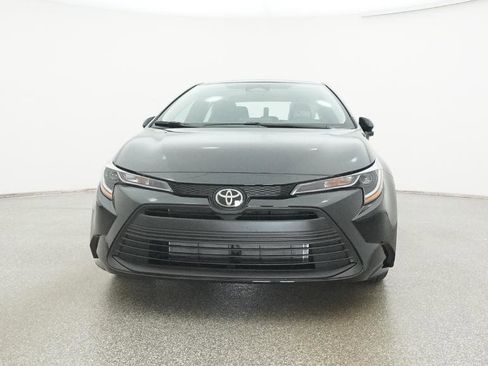 New 2026 Toyota Corolla LE image 2
