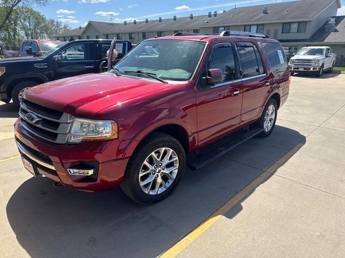 Used 2017 Ford Expedition Limited w/ Equipment Group 301A AWD/4WD image 1