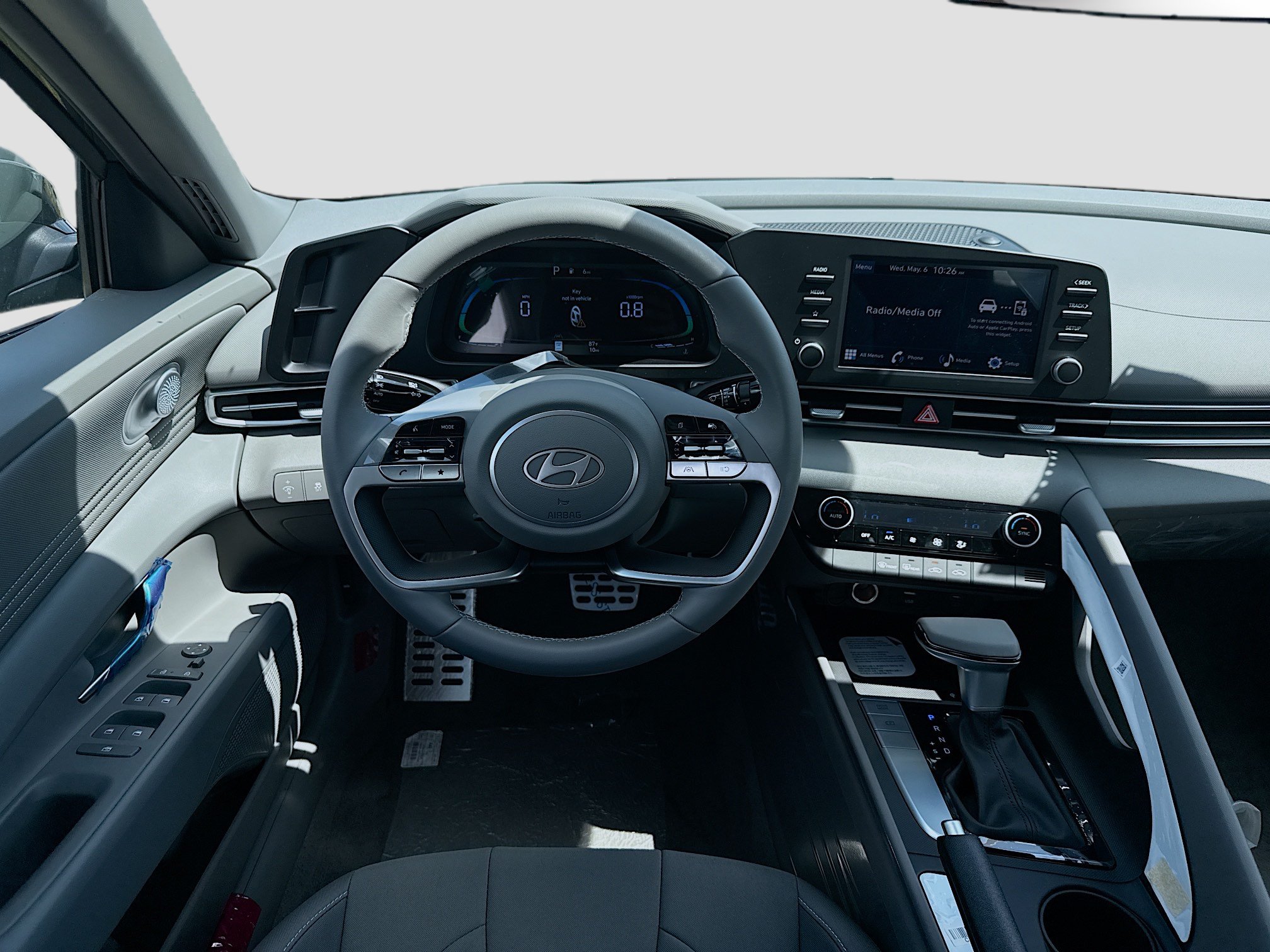 New 2026 Hyundai Elantra Sport FWD image 15