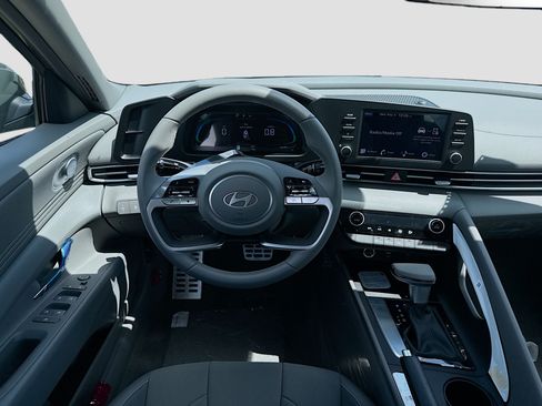 New 2026 Hyundai Elantra Sport FWD image 15
