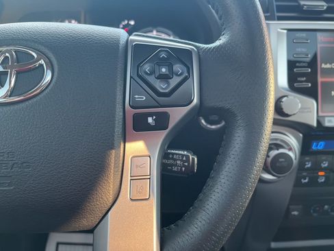 Certified 2022 Toyota 4Runner Limited image 61