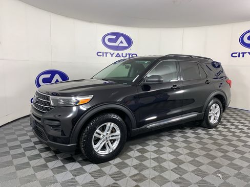Used 2020 Ford Explorer XLT RWD image 7