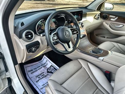Used 2022 Mercedes-Benz GLC 300 4MATIC image 10