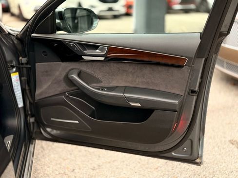 Used 2016 Audi A8 L 3.0T w/ Executive Package image 12