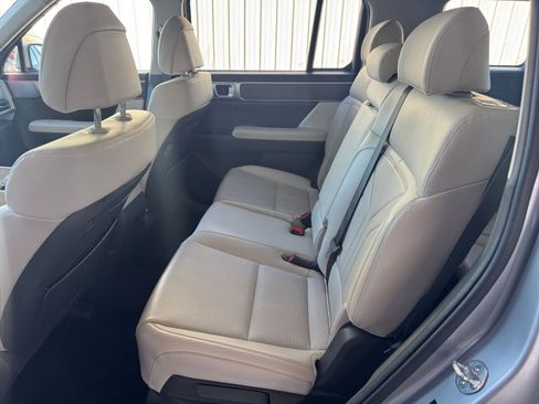 Used 2025 Hyundai Santa Fe SEL image 24