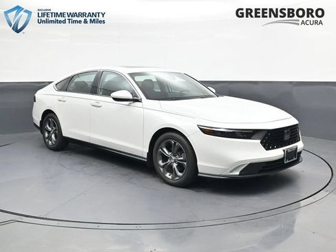 Used 2024 Honda Accord EX image 3