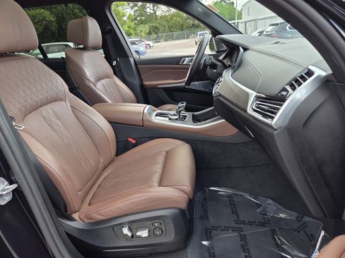 Used 2023 BMW X5 M50i w/ Executive Package AWD/4WD image 17