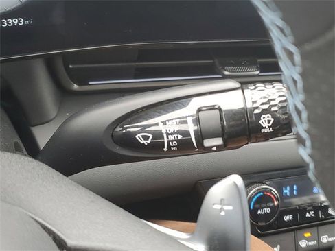 Certified 2025 Hyundai Elantra N image 26