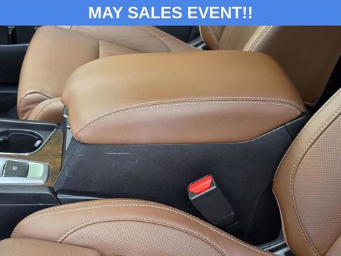 Used 2023 Subaru Ascent Touring AWD/4WD image 10