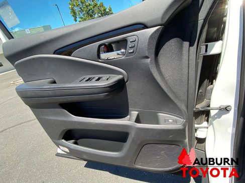 Used 2020 Honda Ridgeline RTL-E image 39