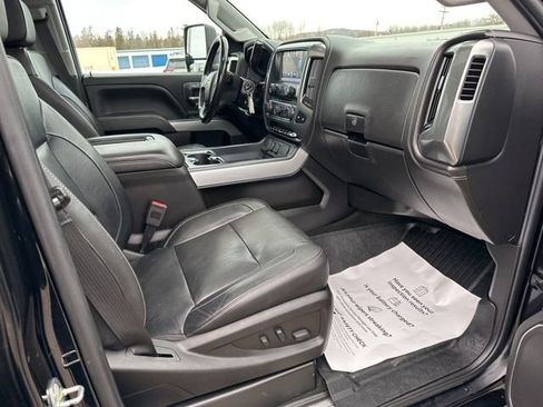 Used 2018 Chevrolet Silverado 2500 LTZ w/ Duramax Plus Package image 10