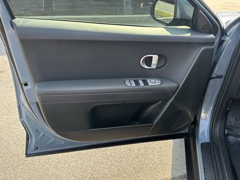 Used 2024 Hyundai Ioniq 5 SEL RWD image 10