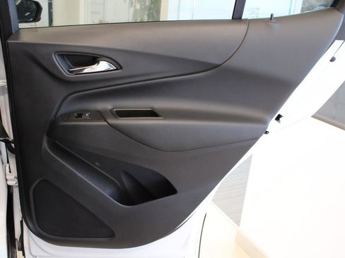 Used 2023 Chevrolet Equinox LT w/ LPO, Floor Liner Package AWD/4WD image 33