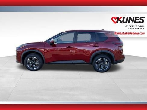 Used 2025 Nissan Rogue SV AWD/4WD image 9