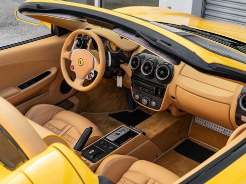 Used 2005 Ferrari F430 Spider image 19