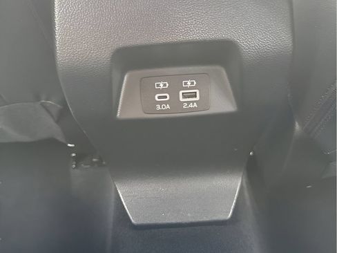 Used 2024 Subaru Crosstrek 2.5i Premium AWD/4WD image 15