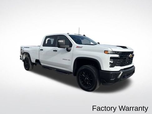 Used 2025 Chevrolet Silverado 3500 W/T image 11