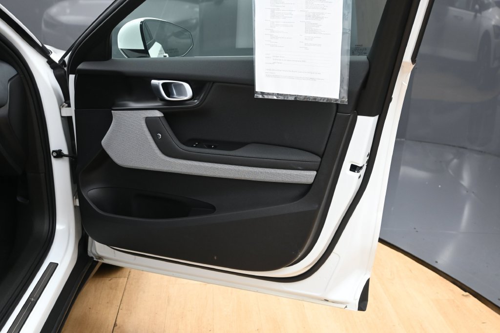 Used 2024 Polestar Polestar 2 AWD/4WD image 28