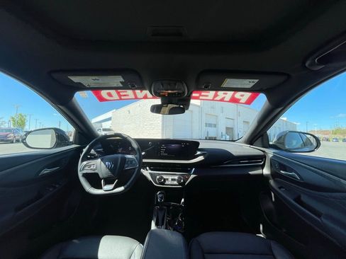 Used 2025 Buick Envista Sport Touring w/ Convenience I Package image 33