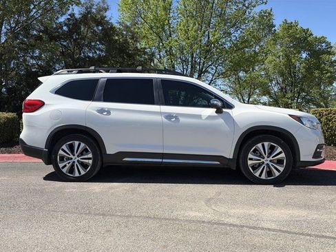 Used 2020 Subaru Ascent Touring w/ Popular Package #3 AWD/4WD image 2