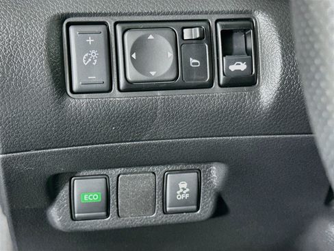 Used 2019 Nissan Sentra FWD image 16
