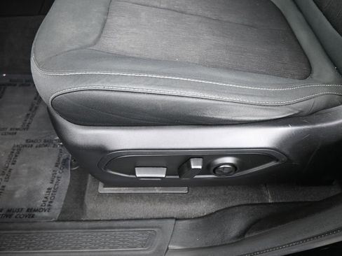 Used 2021 Jeep Grand Cherokee L Laredo w/ Luxury Tech Group I image 15