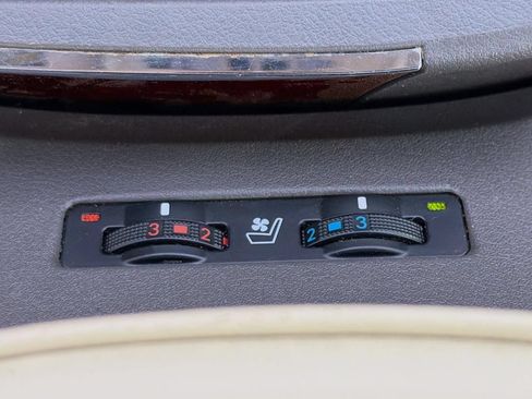 Used 2011 Lexus ES 350 FWD image 18