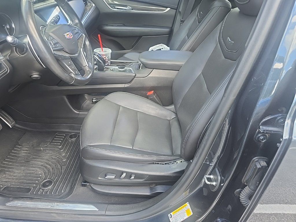 Used 2020 Cadillac XT5 Sportv AWD/4WD image 2
