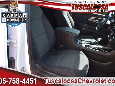 Used 2023 Chevrolet Traverse LT FWD image 23
