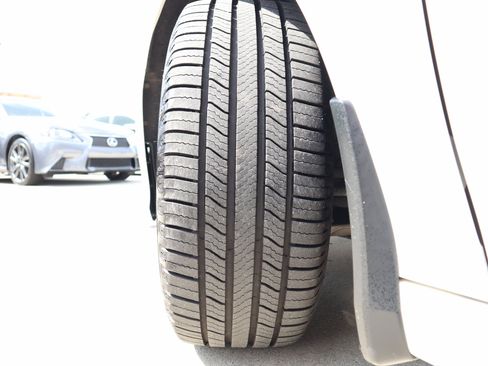 Used 2018 Honda Accord EX-L image 43