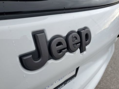 New 2026 Jeep Compass Latitude image 50