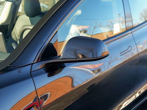 Used 2023 Tesla Model 3 Standard Range image 11