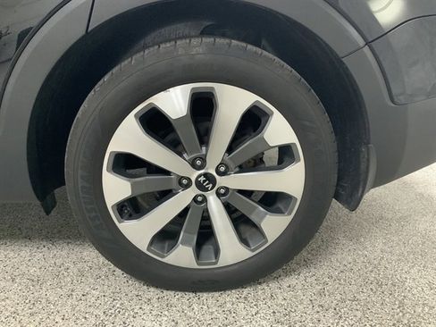 Used 2020 Kia Telluride SX image 11