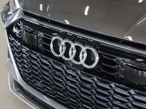 Used 2025 Audi RS 7 Performance image 30