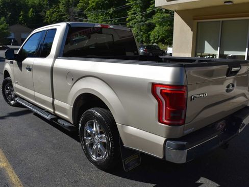 Used 2017 Ford F150 XLT w/ Equipment Group 302A Luxury RWD image 6