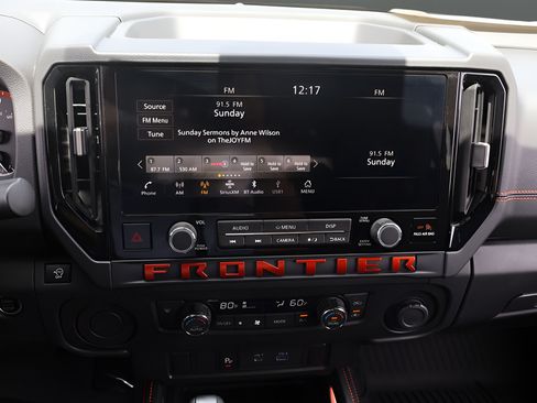 Used 2025 Nissan Frontier Pro-X w/ Tow Package RWD image 24