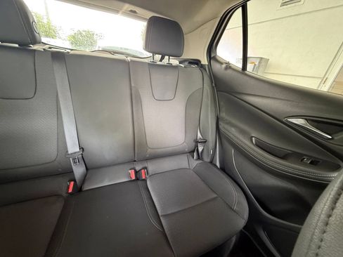 Used 2025 Buick Encore GX Preferred AWD/4WD image 36