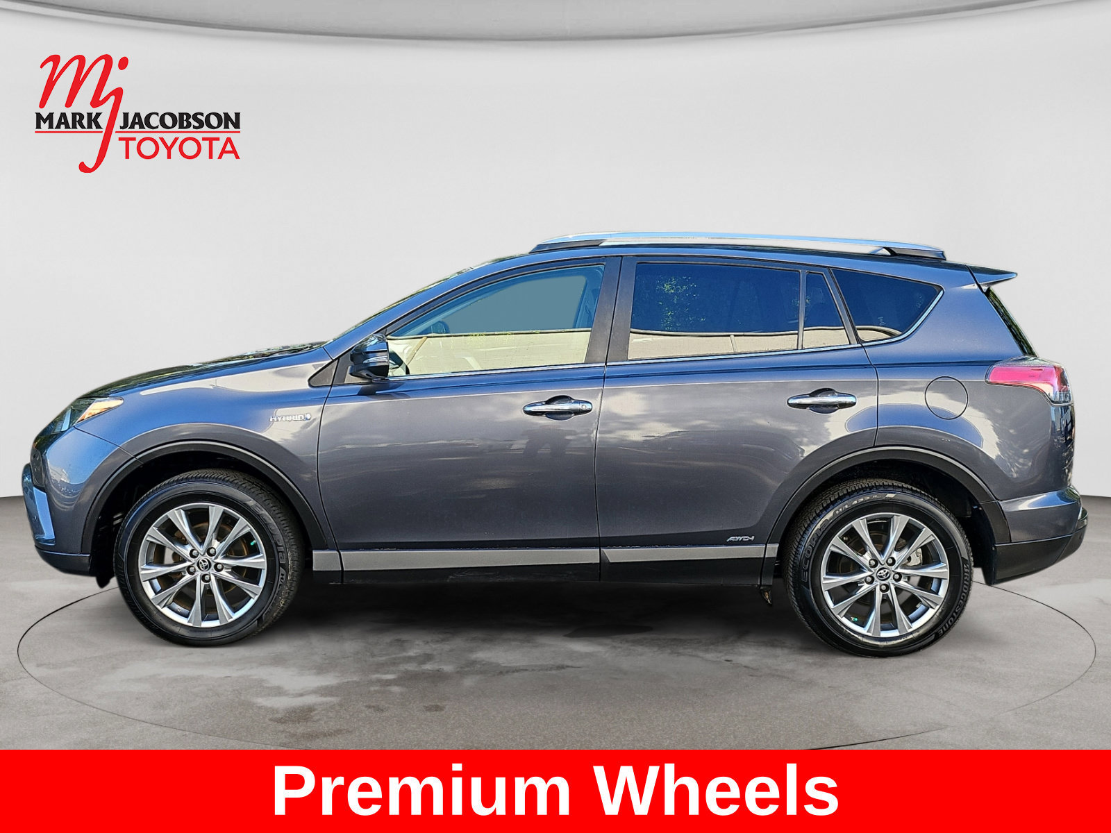Used 2017 Toyota RAV4 Limited w/ Advanced Technology Package AWD/4WD image 13