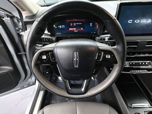 Used 2024 Lincoln Corsair Reserve image 25