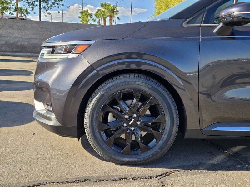 Certified 2022 Kia Carnival SX Prestige FWD image 10