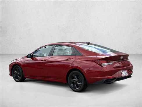 Certified 2023 Hyundai Elantra SEL FWD image 7