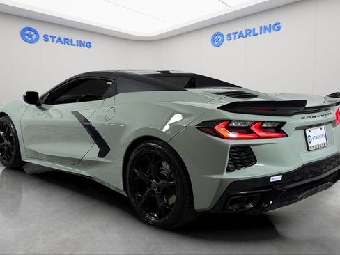 Used 2024 Chevrolet Corvette Stingray Convertible w/ Z51 Performance Package RWD image 18