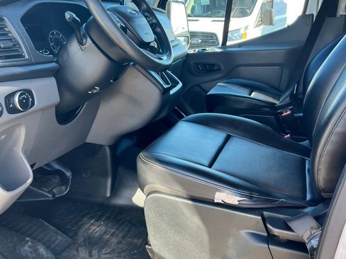 Used 2020 Ford Transit 250 Low Roof w/RWB Van 3D image 9