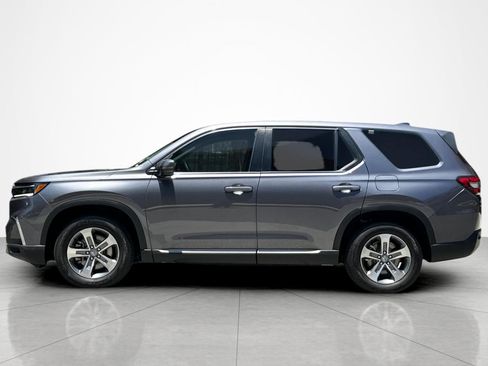 Used 2025 Honda Pilot EX-L image 2