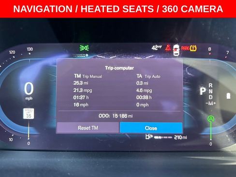 Used 2024 Volvo S60 B5 Plus image 8