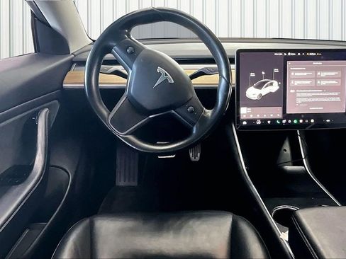 Used 2019 Tesla Model 3 Standard Range Plus RWD image 8