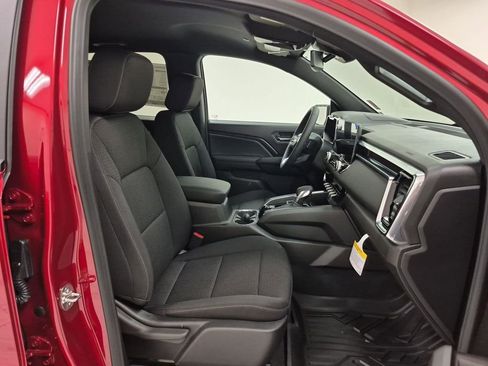 New 2026 GMC Canyon Elevation w/ Convenience Package image 29