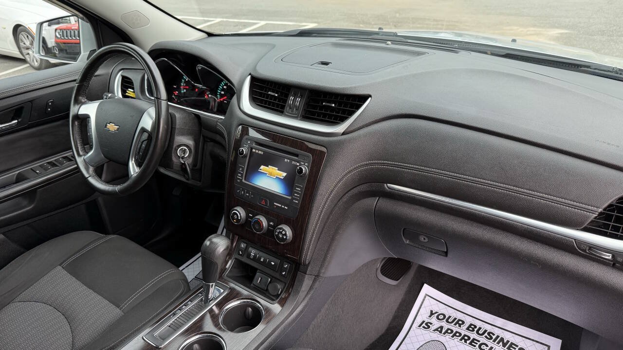 Used 2016 Chevrolet Traverse LT AWD/4WD image 18