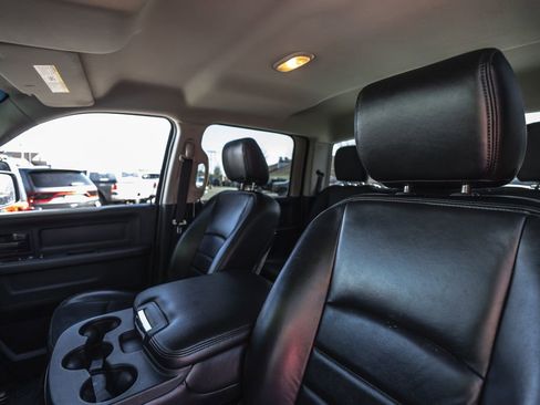 Used 2017 RAM 1500 ST w/ SXT Appearance Group image 20